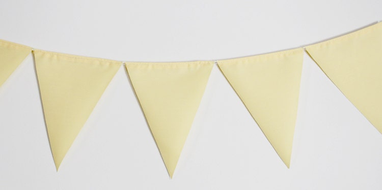 Soft yelow garland