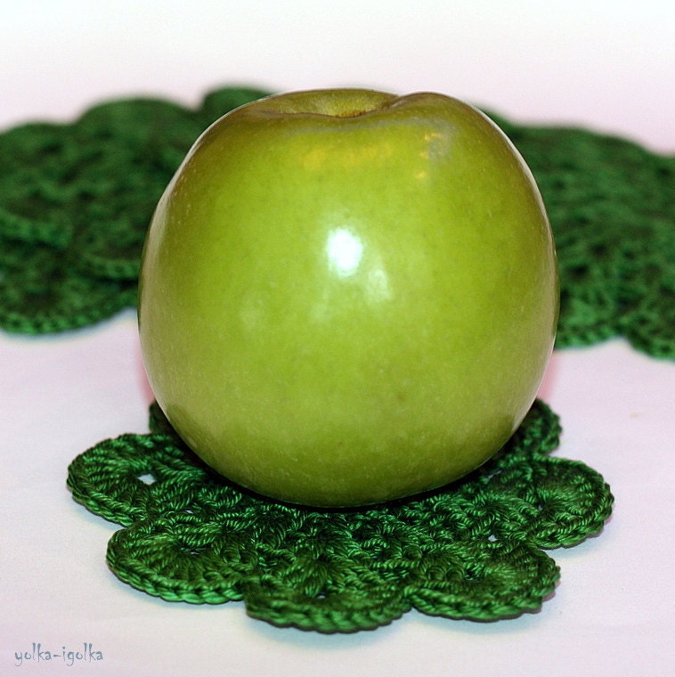 Crochet Coasters. Set of 6 pcs. Green. Placemat doilies. St Patricks Day.