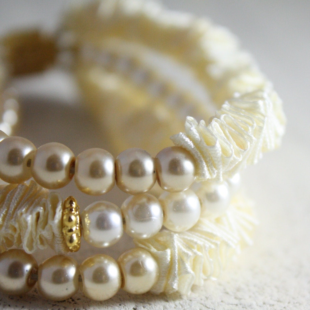 Bride and Bridesmaids Bracelet - Butter Cream Layered Bracelet - Beaded Pearls and Ruffled Satin Ribbon