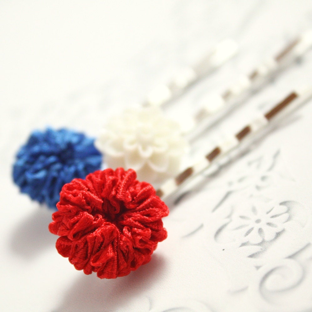 4th of July hair accessories - ribbon flowers cute hair pins in blue, red and white. American flag. British flag. Union Jack.