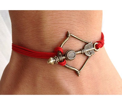 THE HUNGER GAMES - Bow and Arrow Survival Bracelet