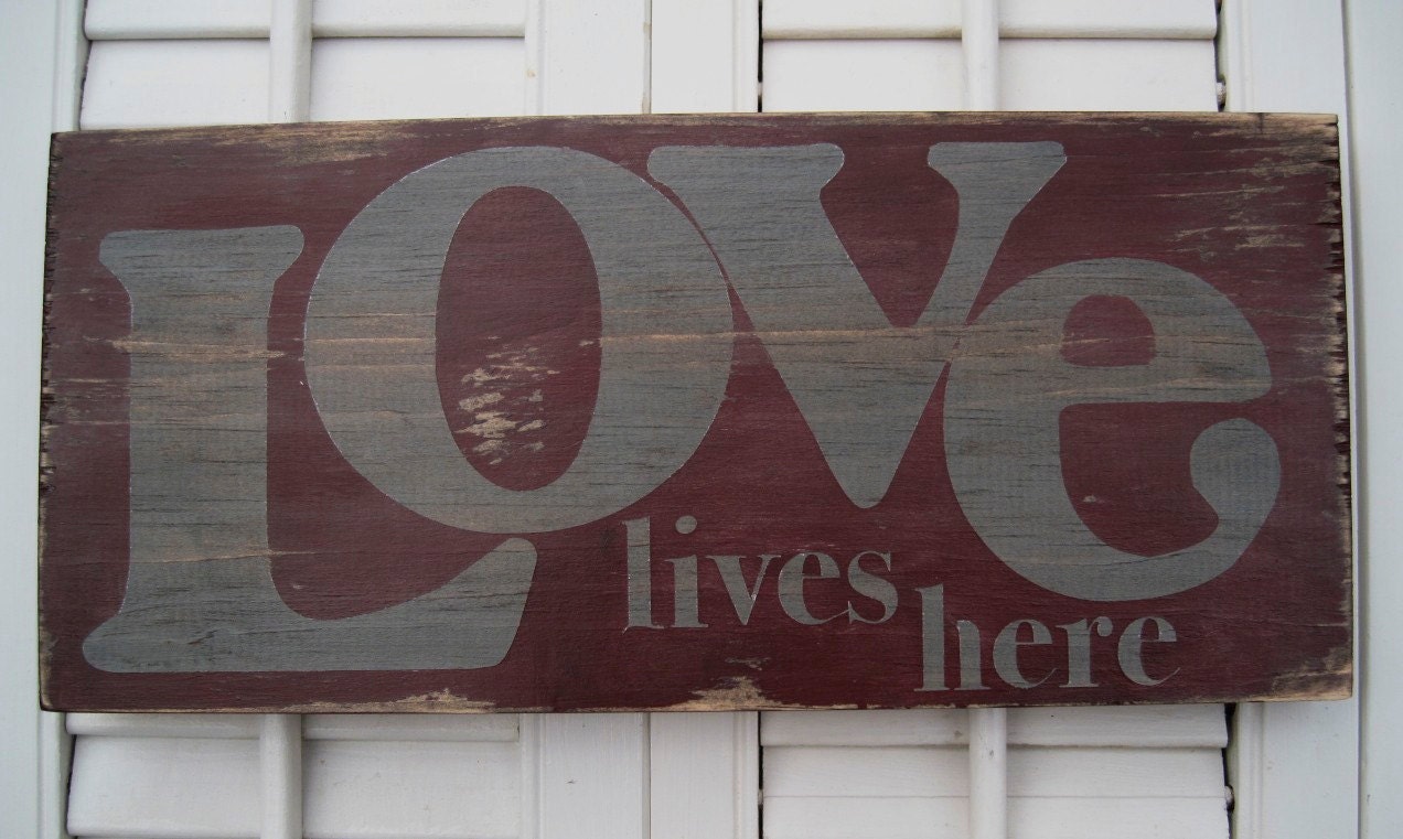 Love Lives Here Word Art Sign