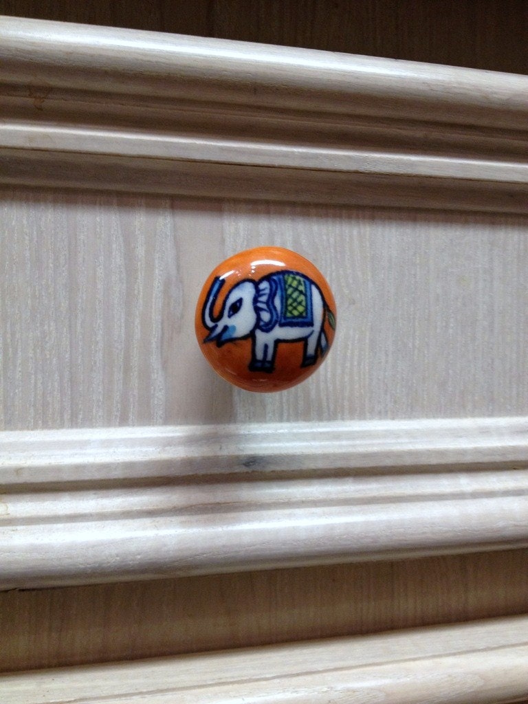 SALE - Elmer the Elephant Knob