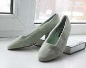 Classic shoes in light mint