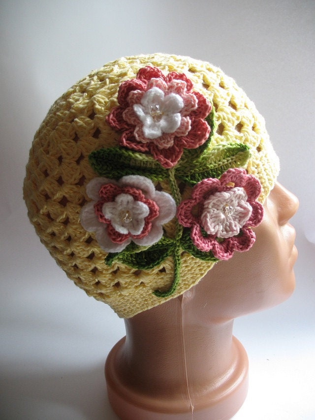 Beanie in Light Yellow with Flowers for Children To 5 Cotton Crochet