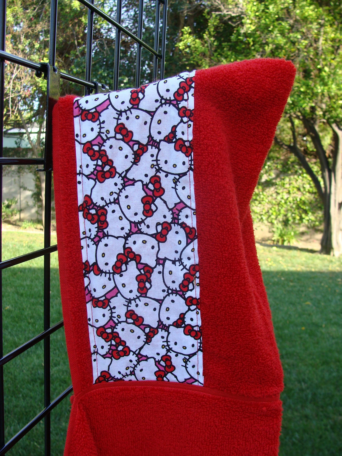 Hello Kitty Hooded Bath Towel