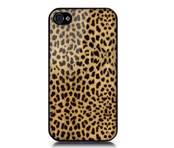 iPhone 4 or 4S full color hard case includes screen protector and cleaning cloth Leopard Skin Design. Available in black or white