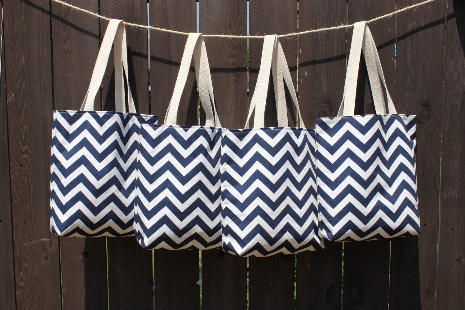 Set of 4 X-Large BRIDESMAIDS Gifts- navy blue and white CHEVRON stripe zigzag Handbag/ Diaper Bag/ Purse/ Tote/ Beach Bag