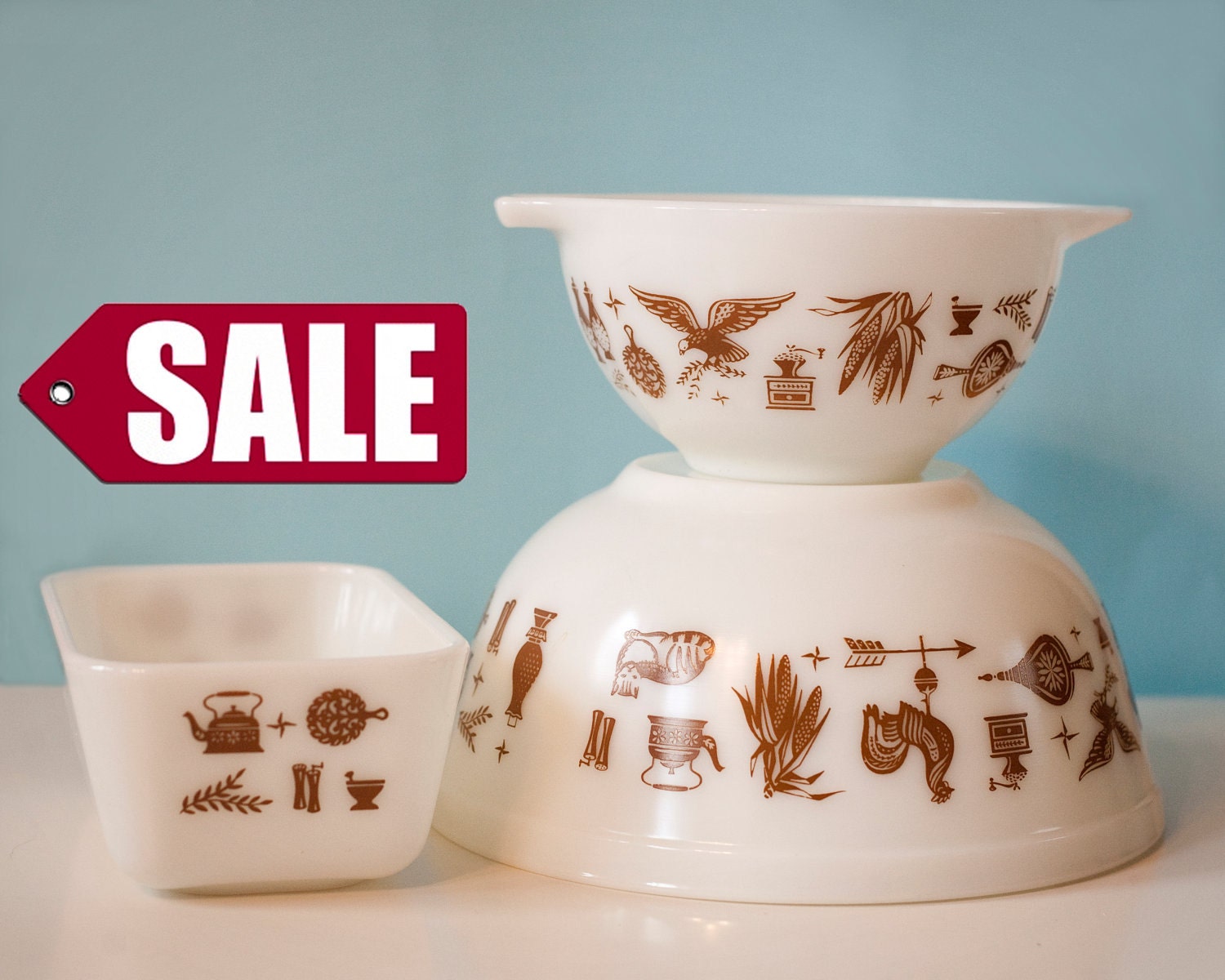 ON SALE - Pyrex Mixing Bowls and Refrigerator Dish, Early American Pattern