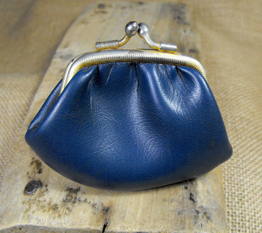 Antique mini coin purse in navy blue. Super vintage tiny purse