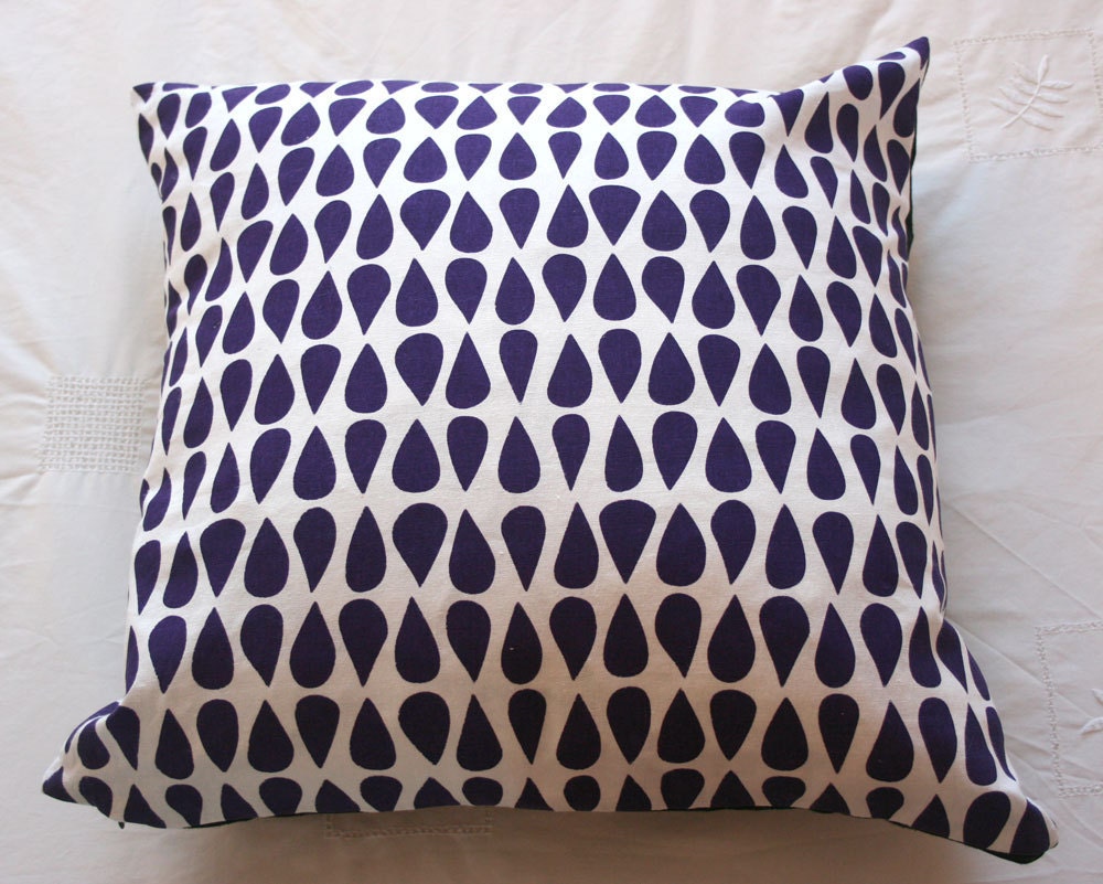 Wobbly drop in purple - hand printed cushion cover