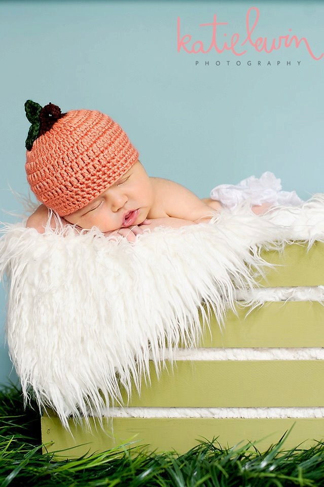 LOW SHIPPING PEACH hat with green leaf baby newborn infant toddler child girls boys photo prop custom made to  order beanie