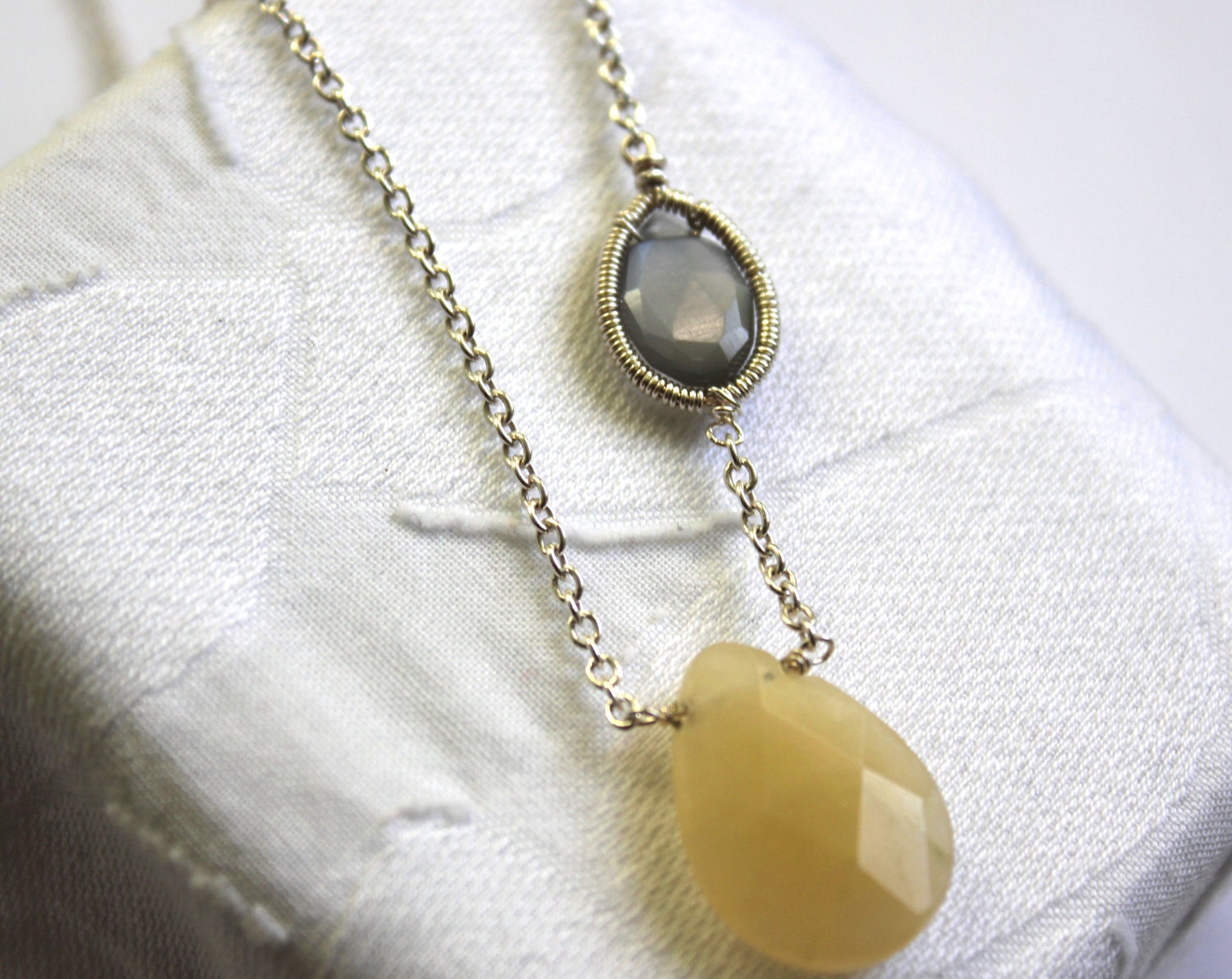 Yellow and Gray Teardrop Necklace.Sterling Silver Hand Wire Wrapped Grey Moonstone and Honey Jade Chain Necklace.Handmade Silver Jewelry