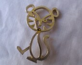 1970s LEO brooch