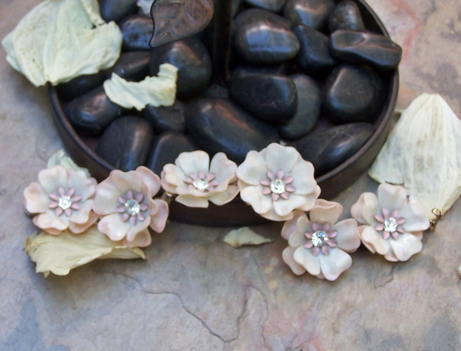 Mad Men Pink Flower Enamel Plastic Bracelet,  Vintage Summer Blossoms