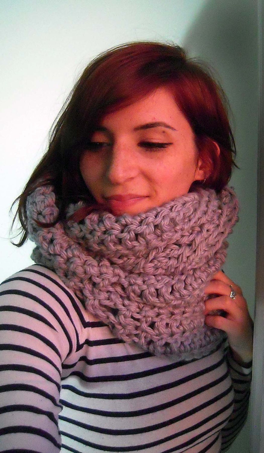 Customizable Super Bulky Cowl - Circular Scarf and Shawl