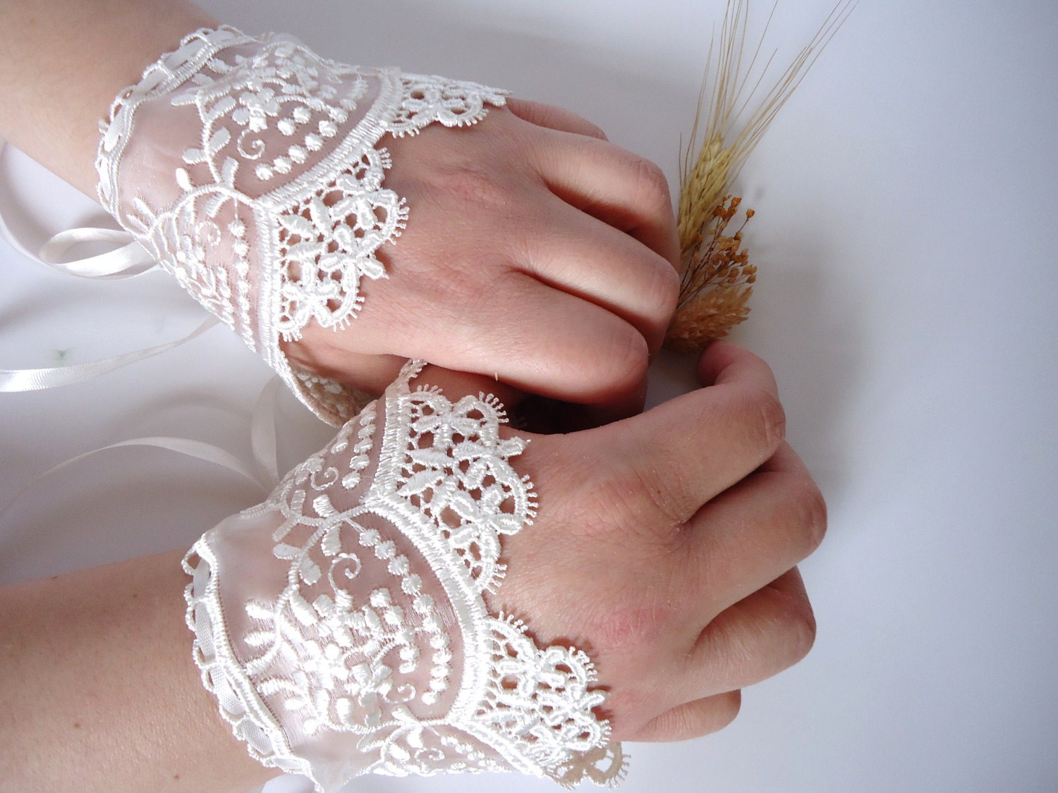 Wedding Cuffs, Lace Wedding Accessory, Bridal accessory, Fingerless Gloves, Ivory