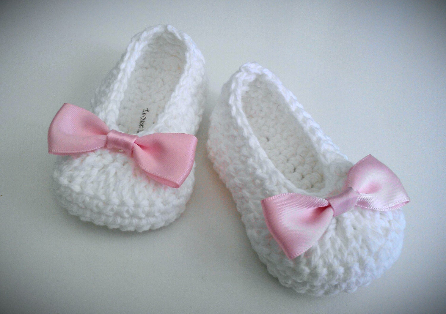 White Crochet Baby Booties, Christening, Baptism, Pink Bow Crochet Booties, Baby Girl Booties