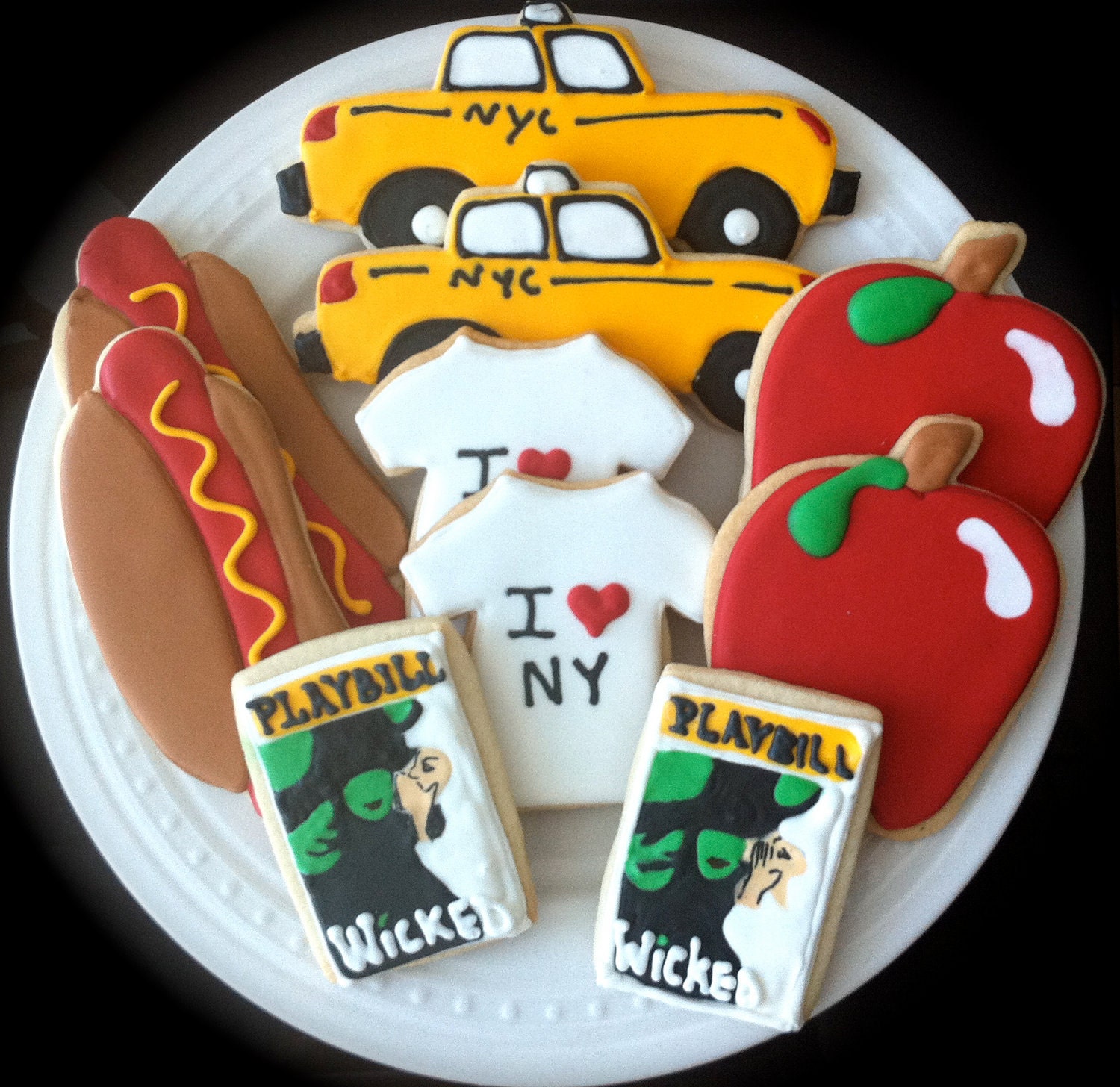 Decorated New York City Cookies- I Heart NYC- Great Wedding Favors