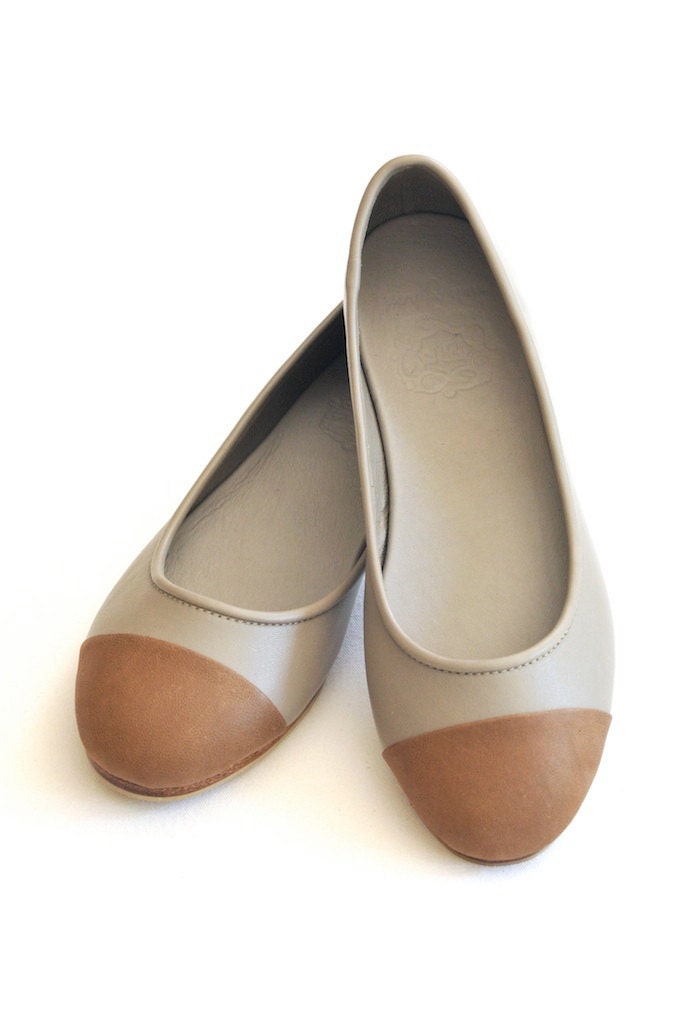 ANN. leather shoes. Leather ballet flats. sizes: US 4-13, EUR 35-43. Available in different leather colors.