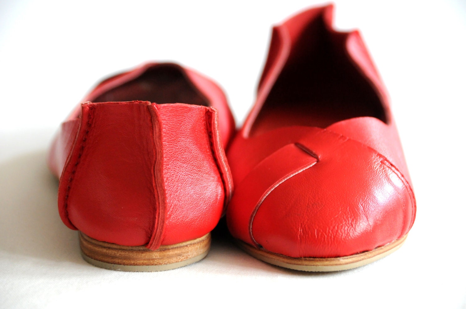 NATIVE. Leather flats / womens shoes / leather shoes / sizes 35-43. Available in different leather colors.