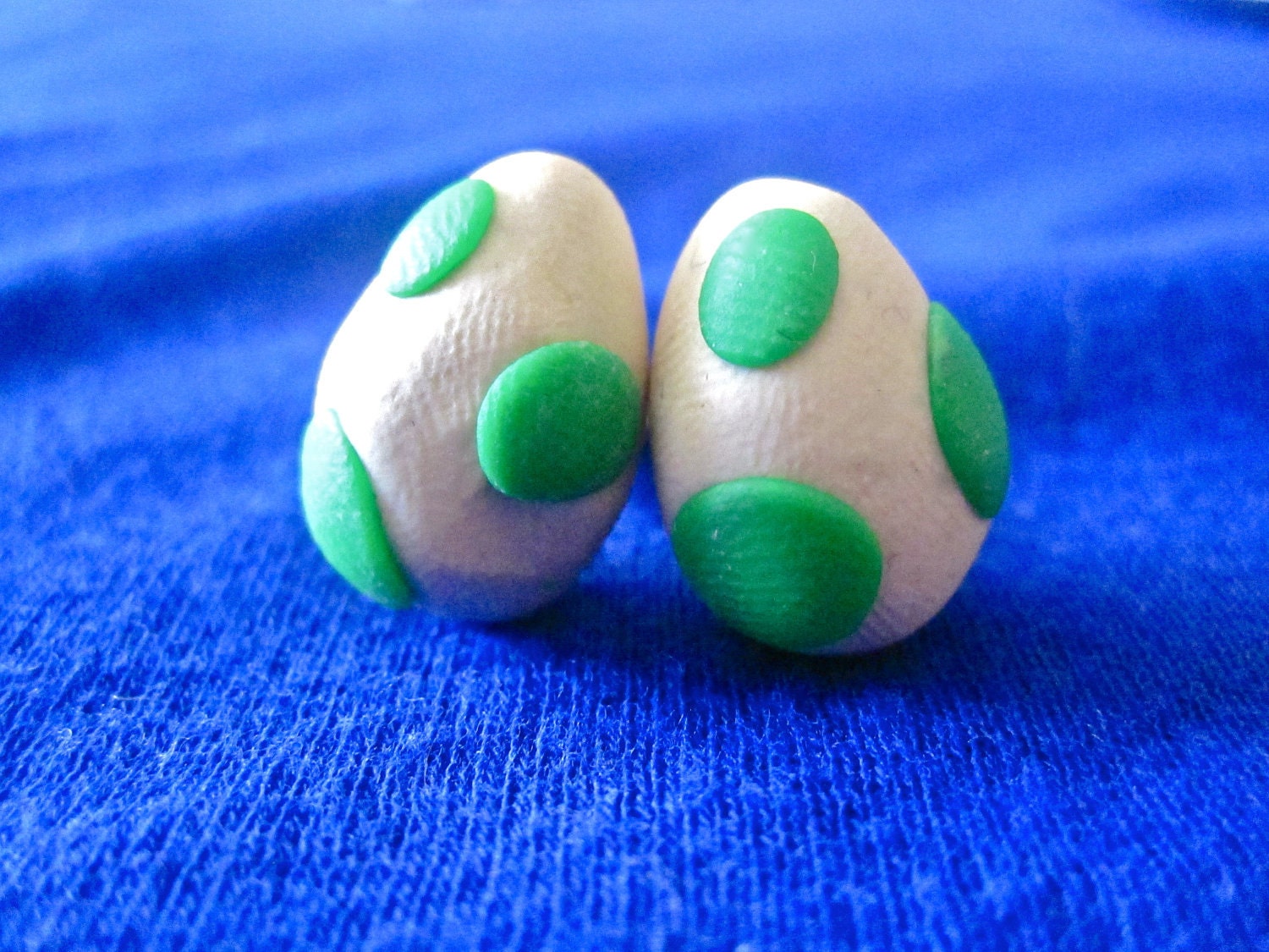 Yoshi Egg earrings
