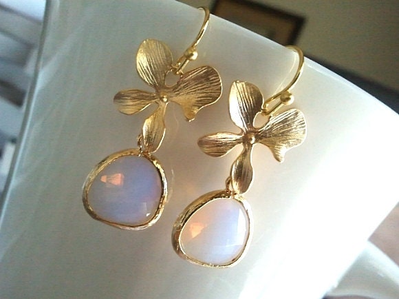 Lucky flower with Violet Opal Gold Earrings,Drop, Dangle, Glass Earrings, bridesmaid gifts,Wedding jewelry