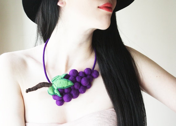 OOAK Felt Grape Necklace, Statement Necklace, Wine Jewelry, Fruit Jewelry, Fun Jewelry, Colorful Jewelry, Unique Jewelry, Violet, Green