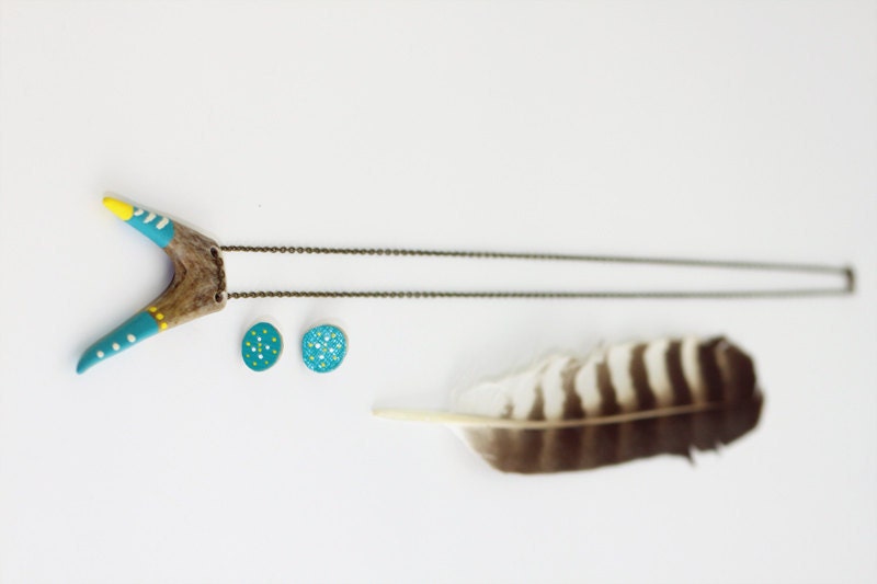 Hand Painted Antler - Necklace Earrings Jewelry - Natural Deer Antler - Bohemian Tribal Folk - Blue Yellow White- Free Earrings