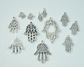 differents sizes fatma hand 12 pcs making materials. REF-670