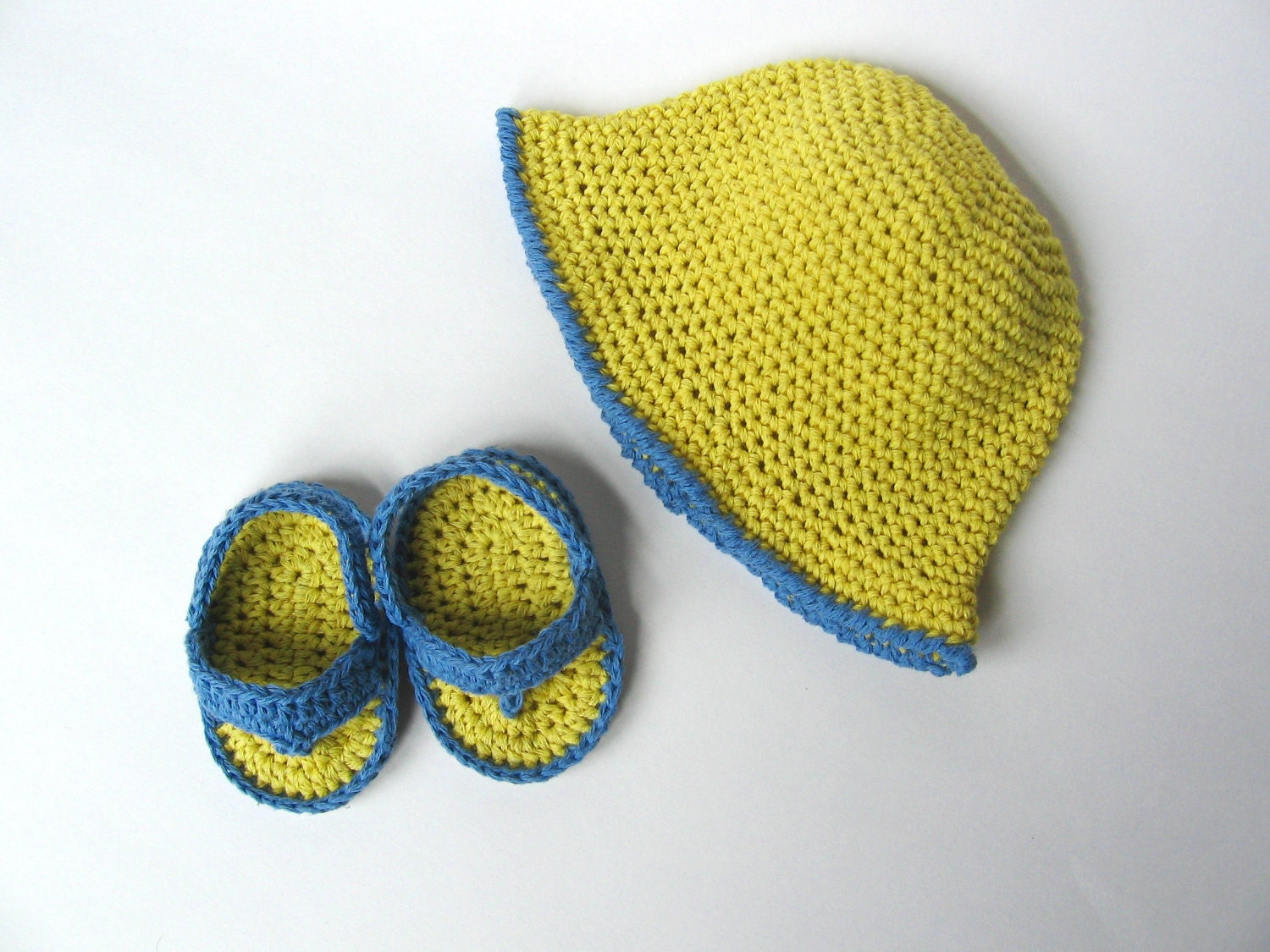 SUMMER CLEARANCE 30% OFF, Little Beach Boy Crochet Baby Hat and Sandals, Yellow and Blue Organic Cotton, Newborn, Cute Photo Prop