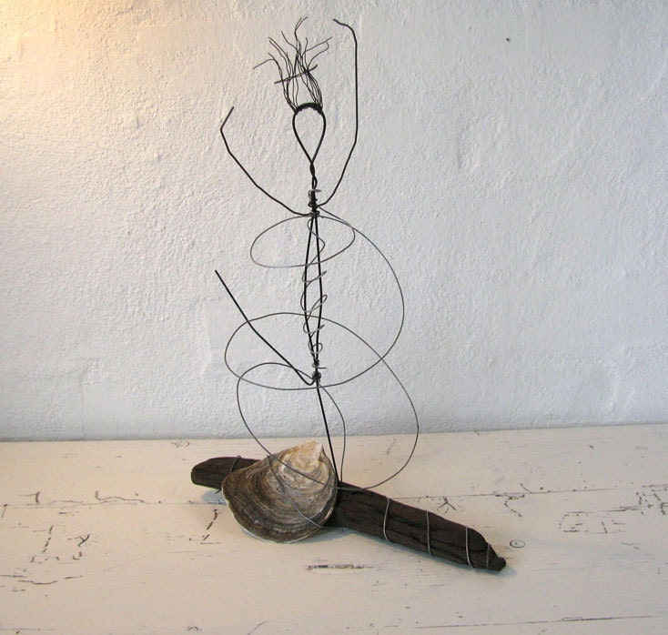Wire Sculpture Ballerina on Driftwood. Rustic House Decor. Childrens Decor.