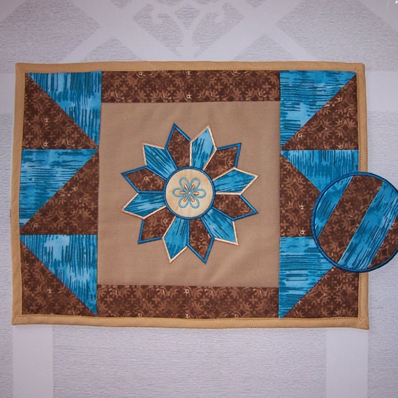 Appliqued Starburst Embroidered Placemats and Matching Coasters