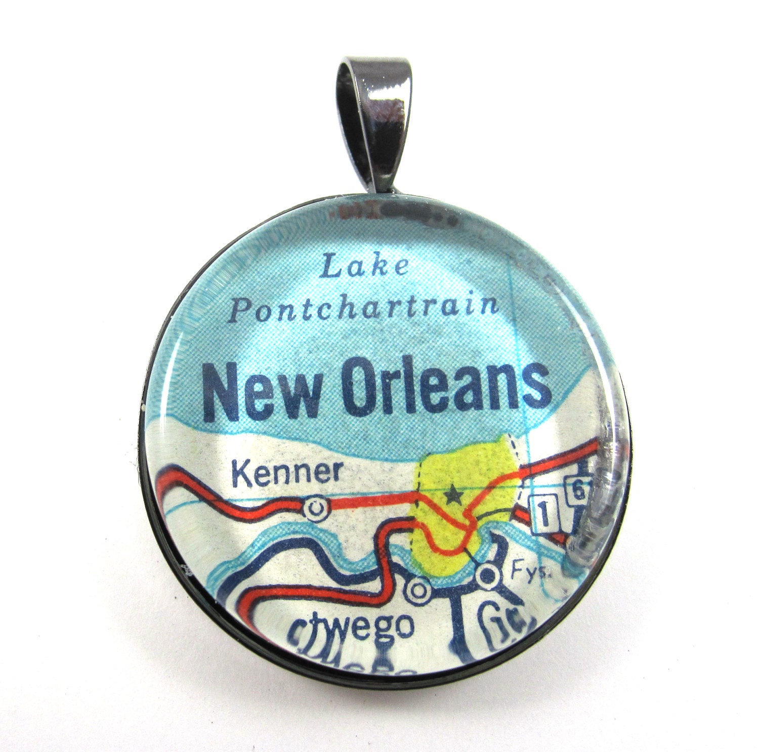 Road Map Pendant of New Orleans, Louisiana, from Vintage in Glass Tile Circle
