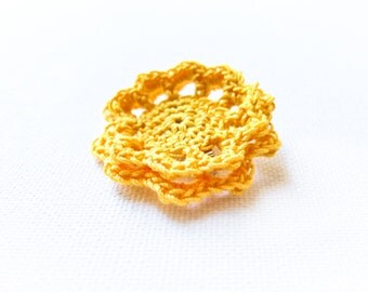 Crochet flower clip/ pin for thick hair  Floral wedding accessories rustic style