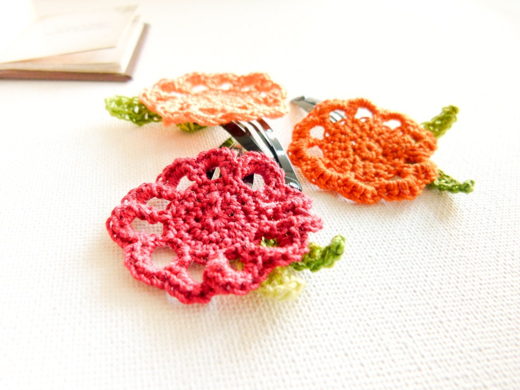 Spring Garden crochet flower hair clip set of 3. Floral hair accessories for toddles teens baby girl