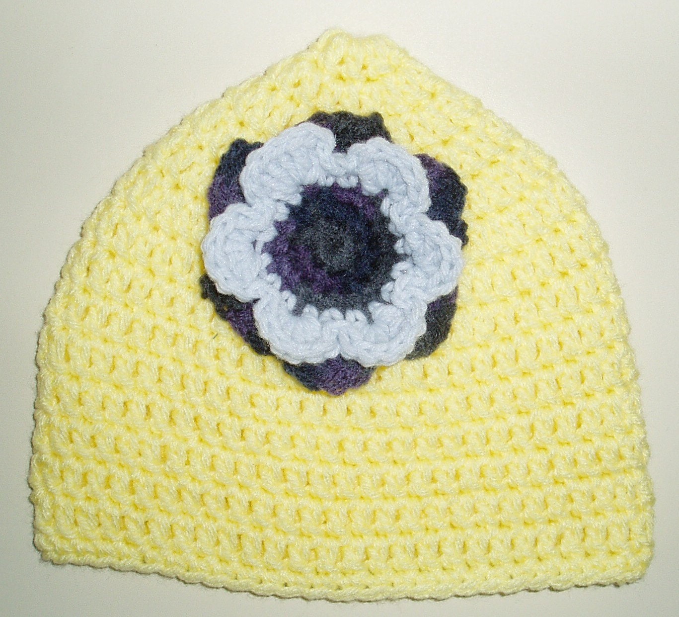 Yellow little girl's hat