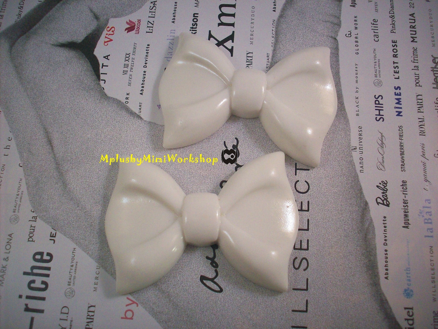 big white bows