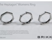 The Heptagon Ring for Women in solid Platinum