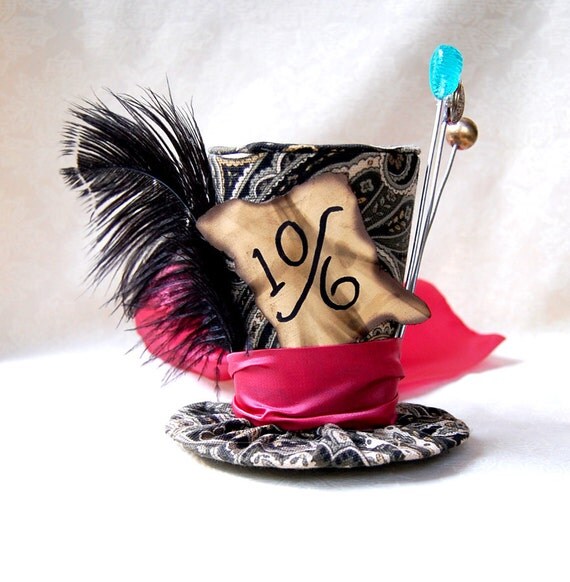Tiny Top Hat: Classic Mad Hatter - The Mad Hatter Tea Party Alice in Wonderland Through the Looking Glass unbirthday Costume Cosplay party