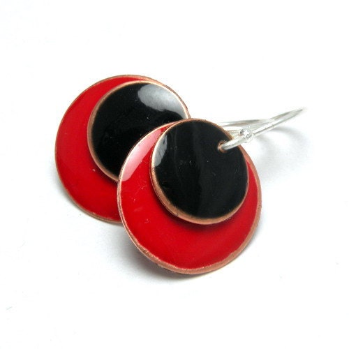Colorful Circles  - enamel earrings - red and black
