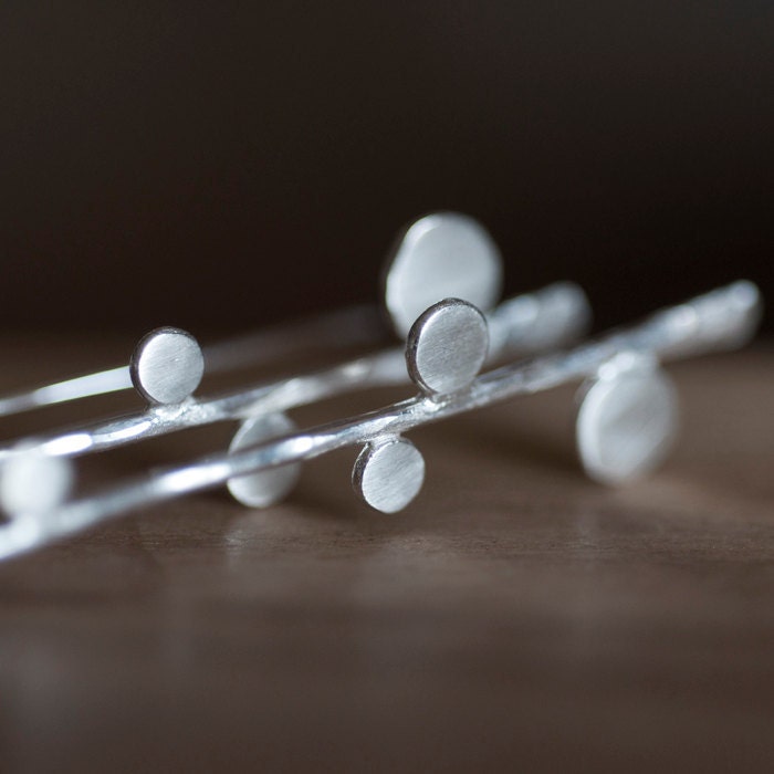 Long thread earrings with small dots. Recycled sterling silver