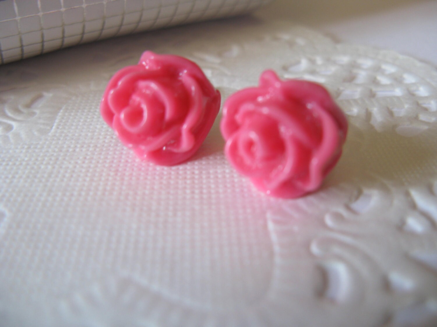 flower stud earrings,Resin Earrings,post earrings