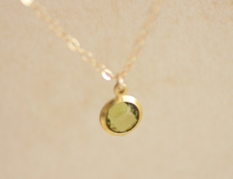 Vintage peridot green round crystal gem gold filled necklace - dainty jewelry