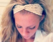 Stretch Twist - Thin Lace Headband - Nude