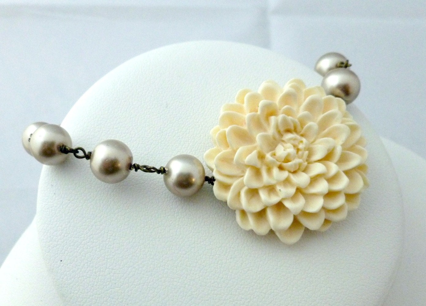 Cream Flower Bracelet, Ivory Chrysanthemum Flower centered on Hand Beaded Taupe / Beige Glass Beads