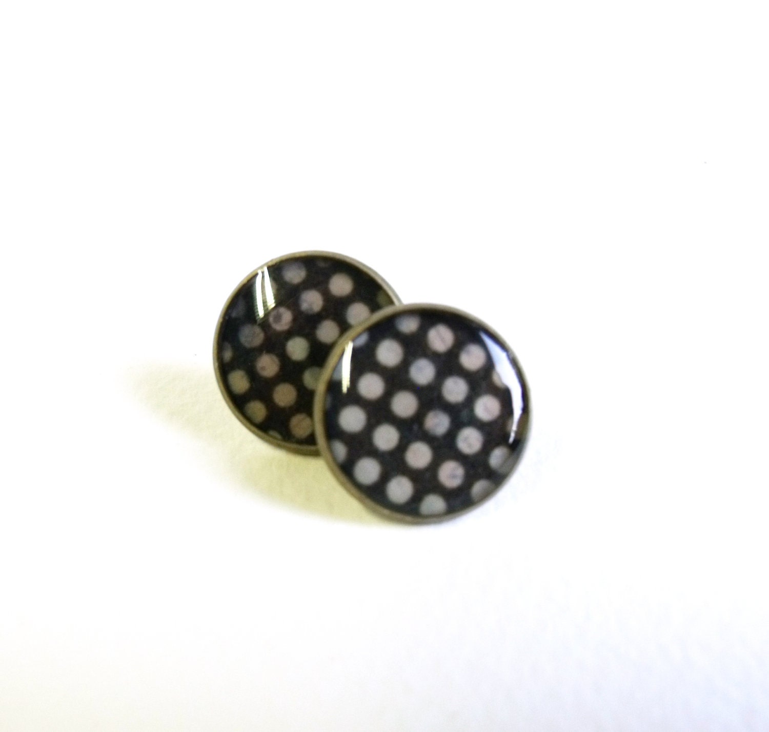 Black and white polka dots earrring studs ear post