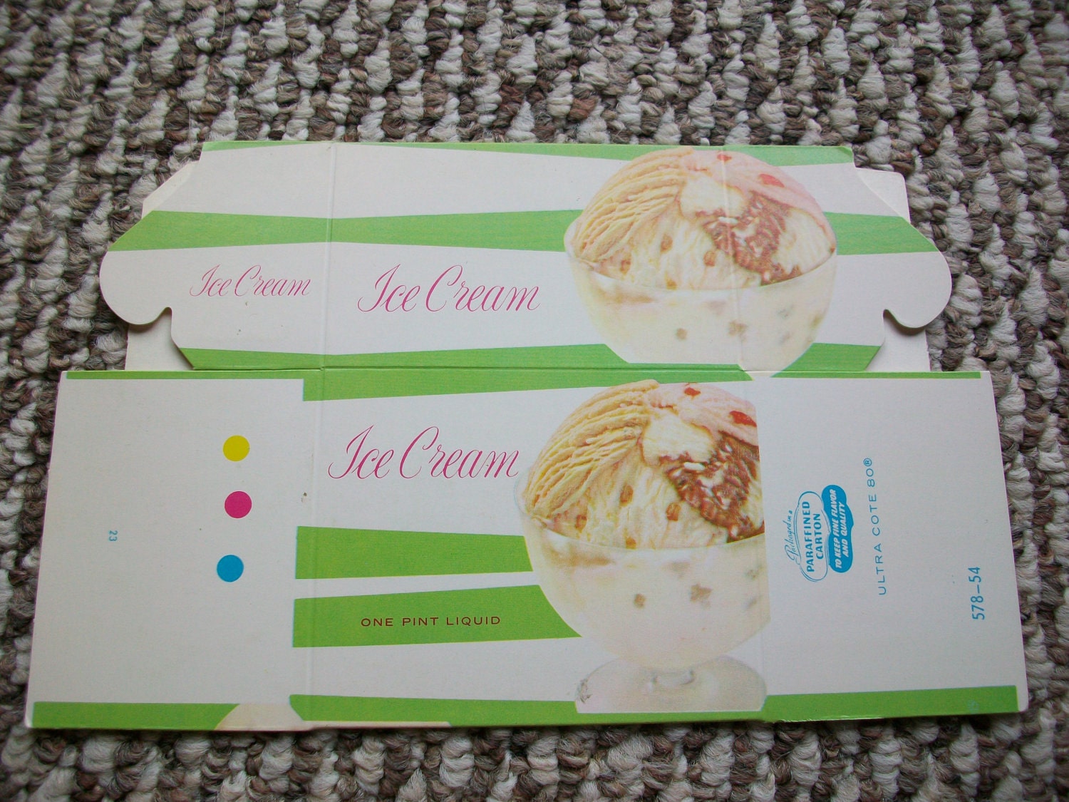 Vintage Green and Cream Bowman Dairy Black Cherry Ice Cream Box NEW OLD STOCK