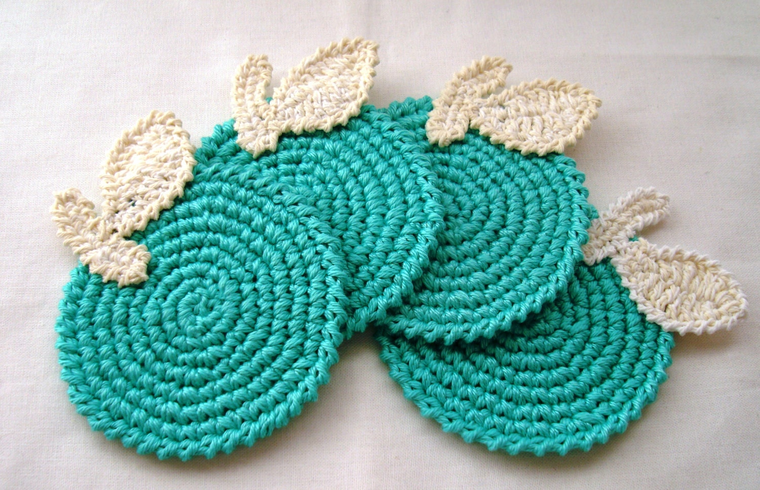 Crochet Coasters green apple Set Of FOUR turquoise // Organic cotton