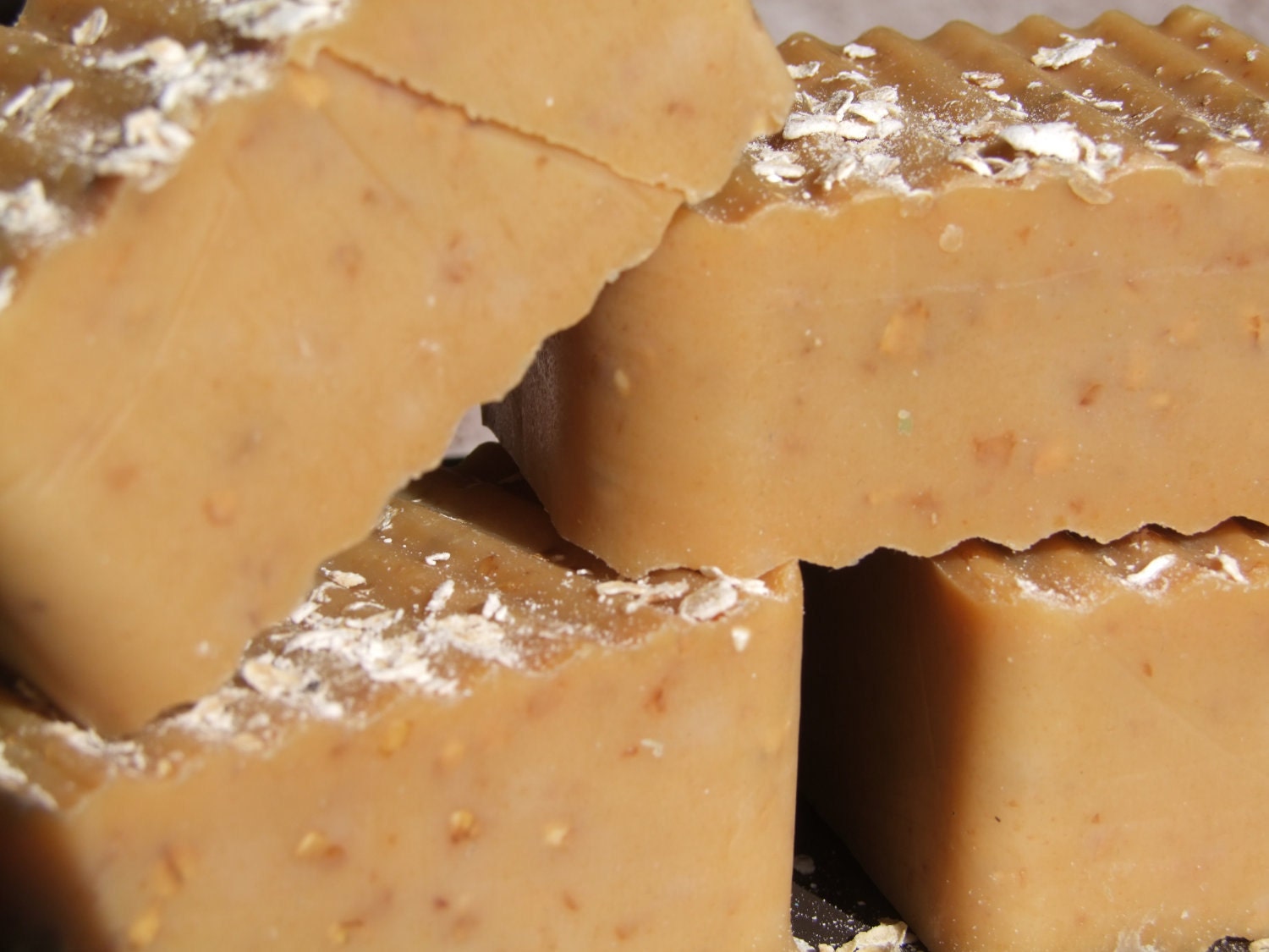 Ultra-nourrishing Goatmilk, oat and honey soap 70 grams